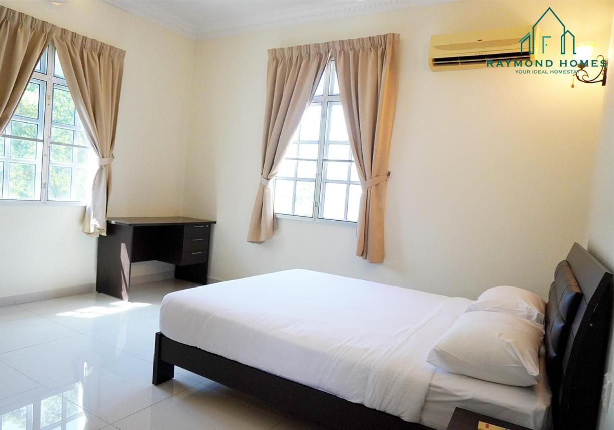 99 Kelawei Apartment George Town Exterior photo