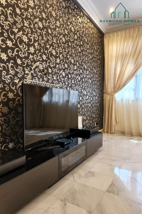 99 Kelawei Apartment George Town Exterior photo