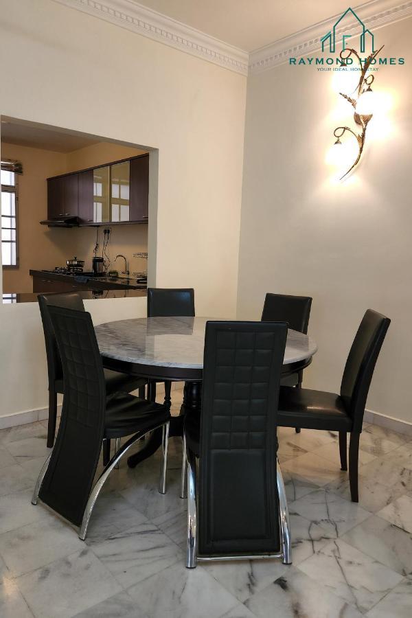 99 Kelawei Apartment George Town Exterior photo